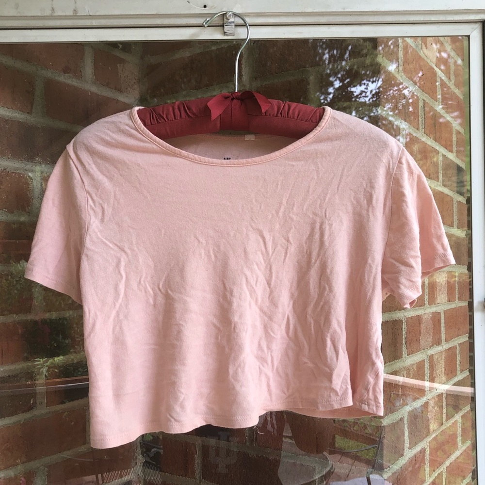 Pacsun Me to We cute light pink crop tee